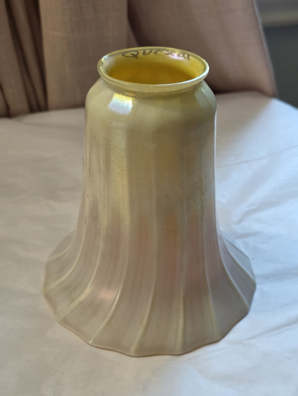 Antique Quezal Gold Aurene/Calcite Art Glass Lamp Shade